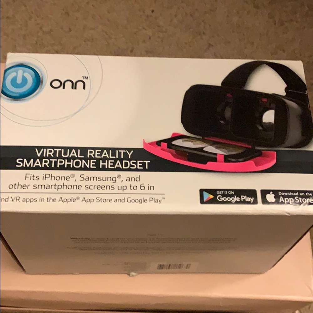 Virtual Reality Smartphone Headset - Picture 3 of 3